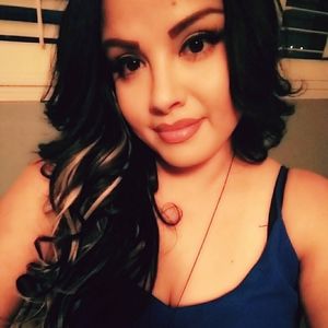 Meet your Posher, Lorie